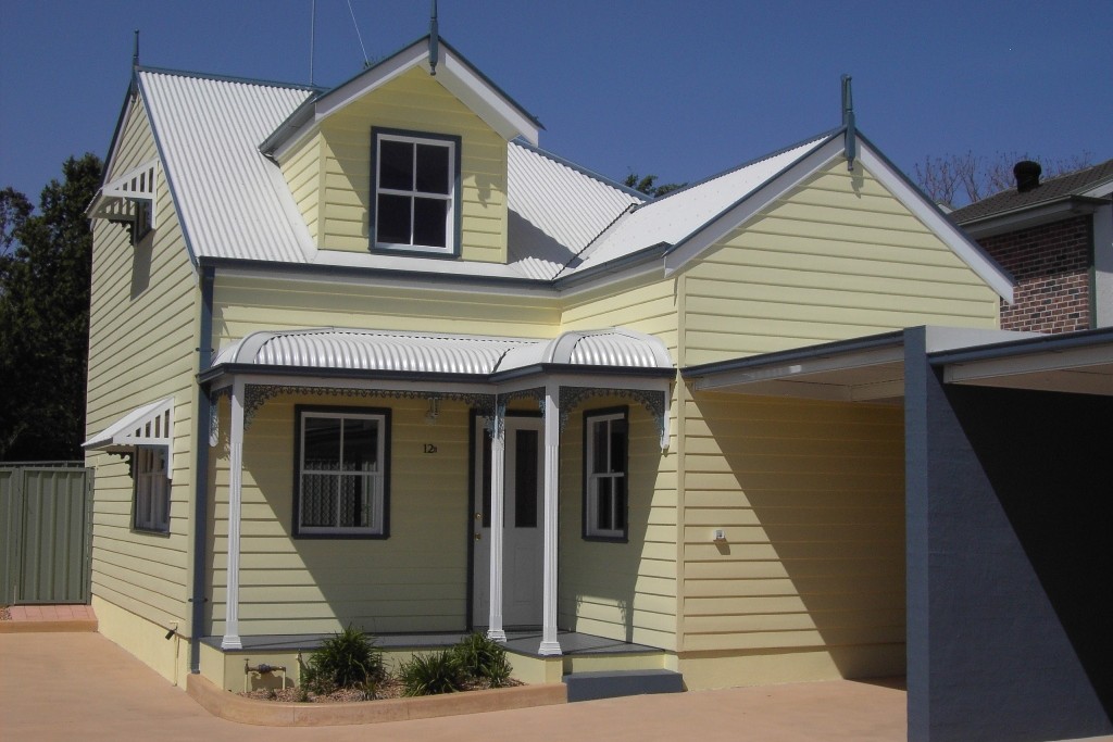 Lomongrove Duplex Front